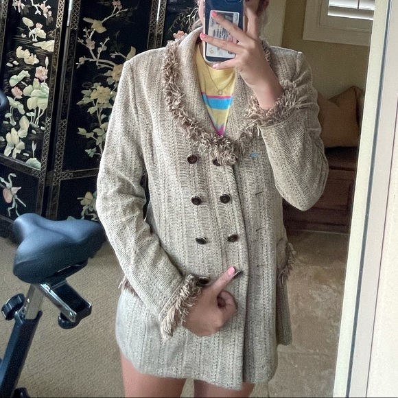 St John Couture Jacket - Picture 2 of 7